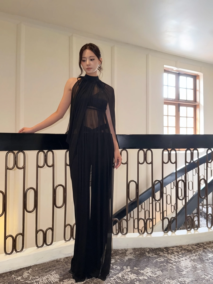 벌써 10년째 보는건데도 볼때마다 경이로운 미모임