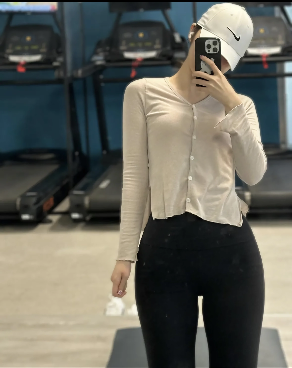 남자들이 환장하는 복장 1티어는?