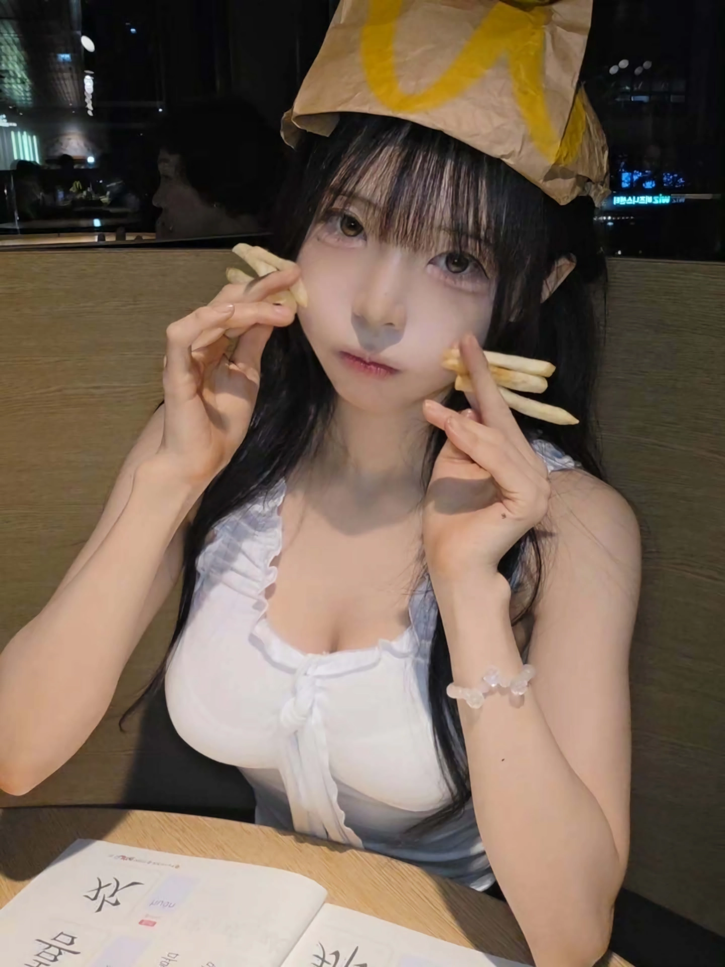 큐티섹시 ㅡ 냥냥한 모모리나 인스타