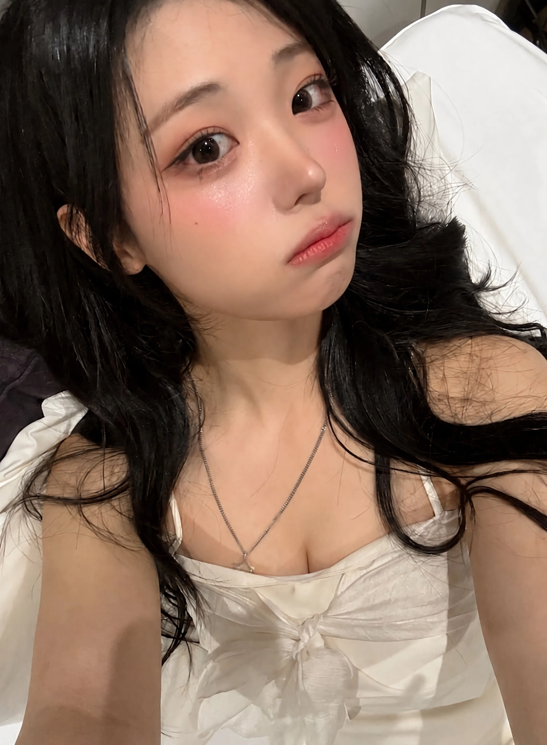 (SOUND)qwer 히나 (+ 냥뇽녕냥 시절) 섹시한 의상 가슴골