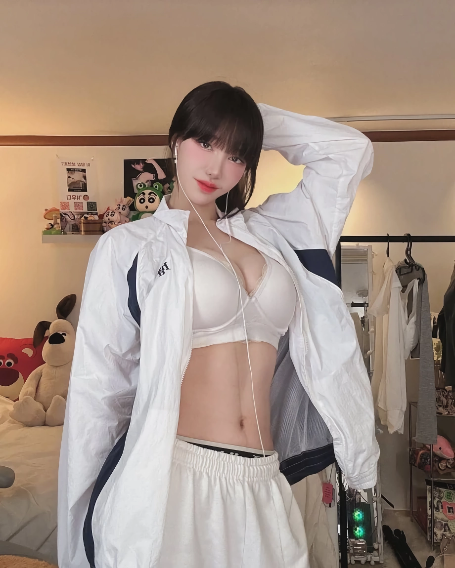겨우디 큰 브라 가슴골 복근
