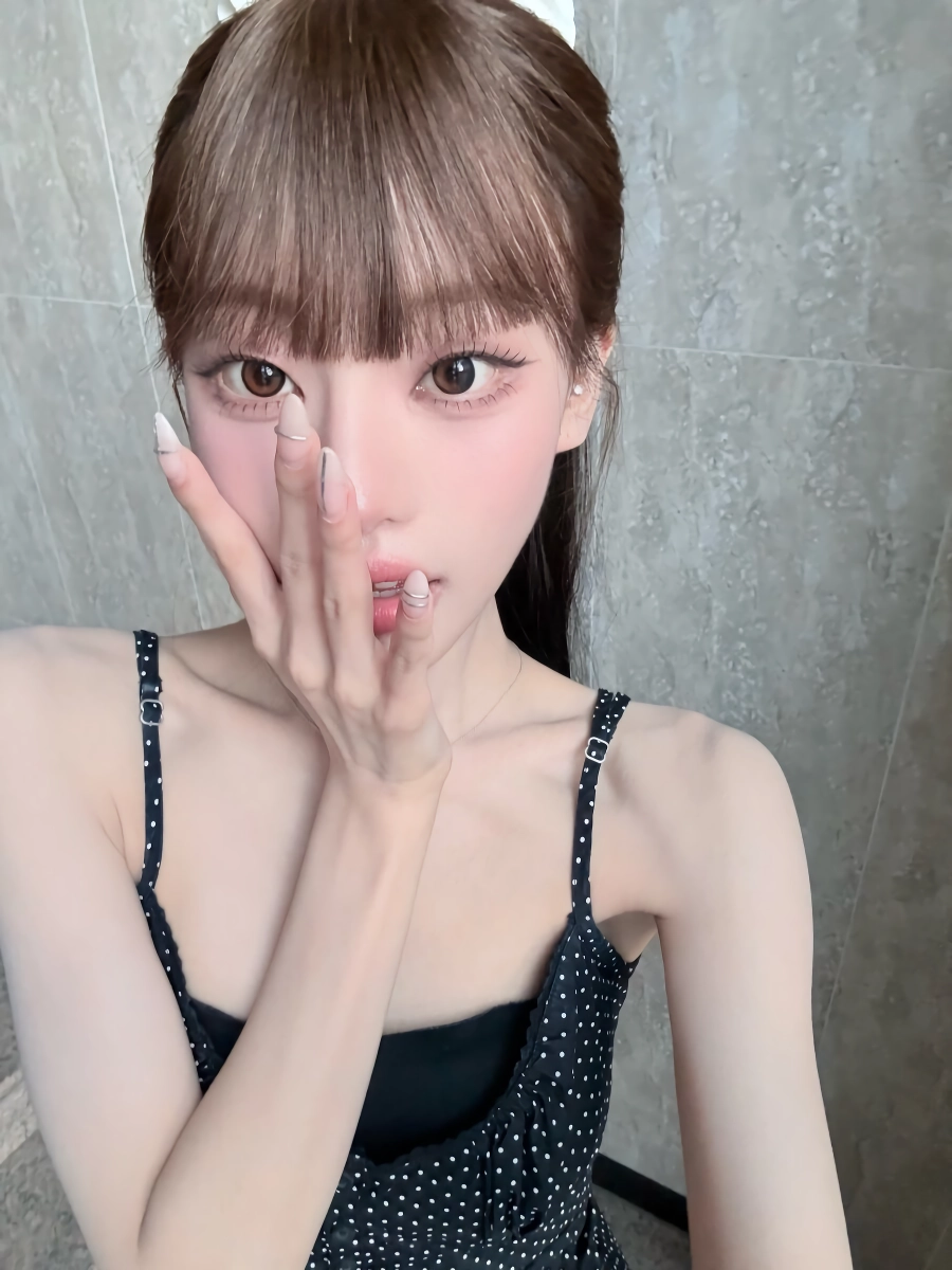 진심 몸무게 30kg대로 보이는 뼈마름 여자 아이돌