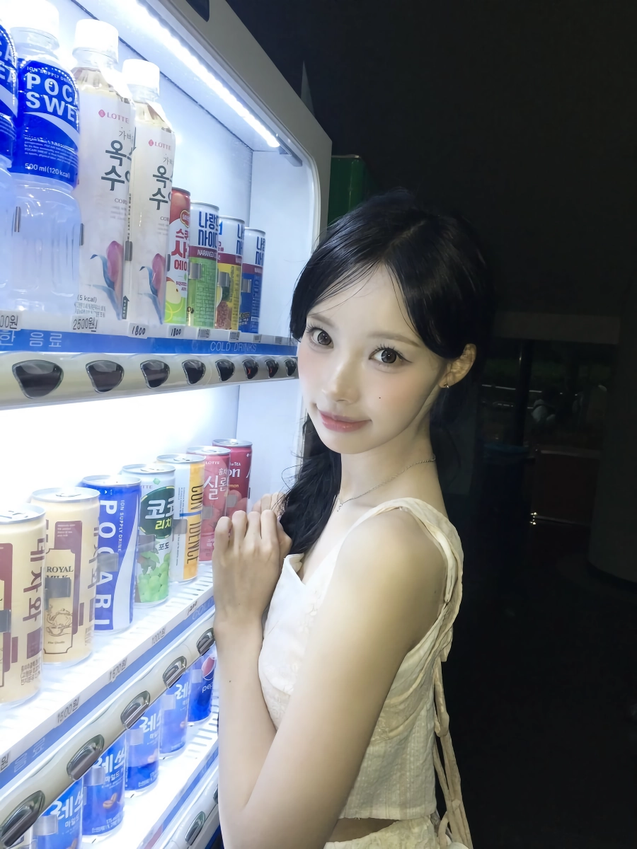 에스파 카리나 닮은 리센느 원이.jpg