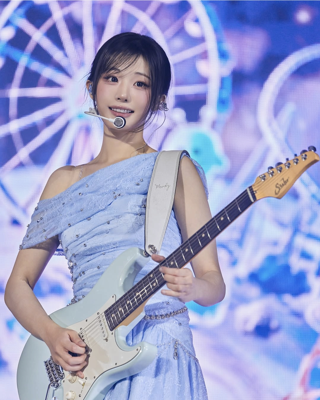 오늘자 QWER 공식 SNS 사진 업로드 근황 (사진 많음)