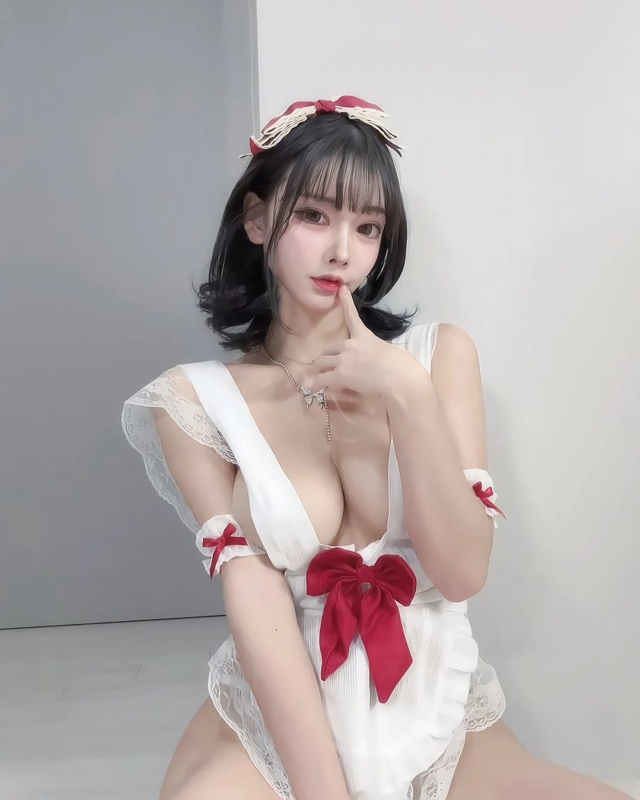 애순이 메이드복 노브라 가슴