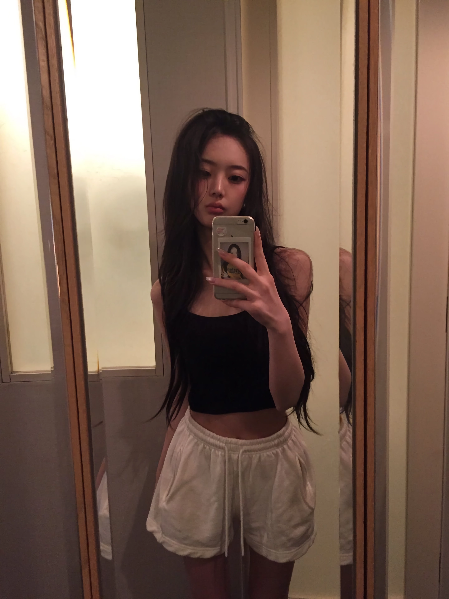 KiiiKiii (키키) 이솔