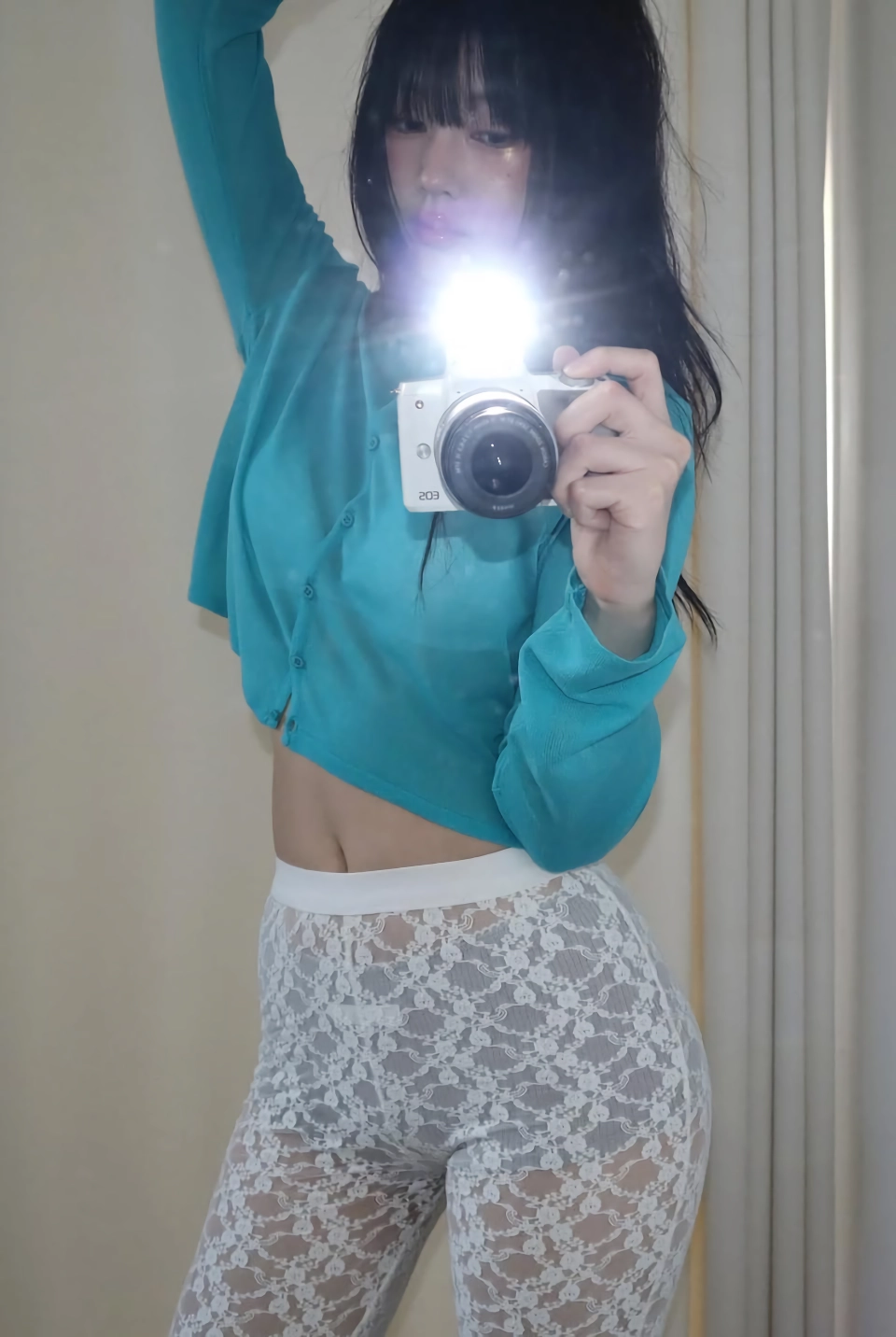 일상에서 볼 수 있는 하의 시스루