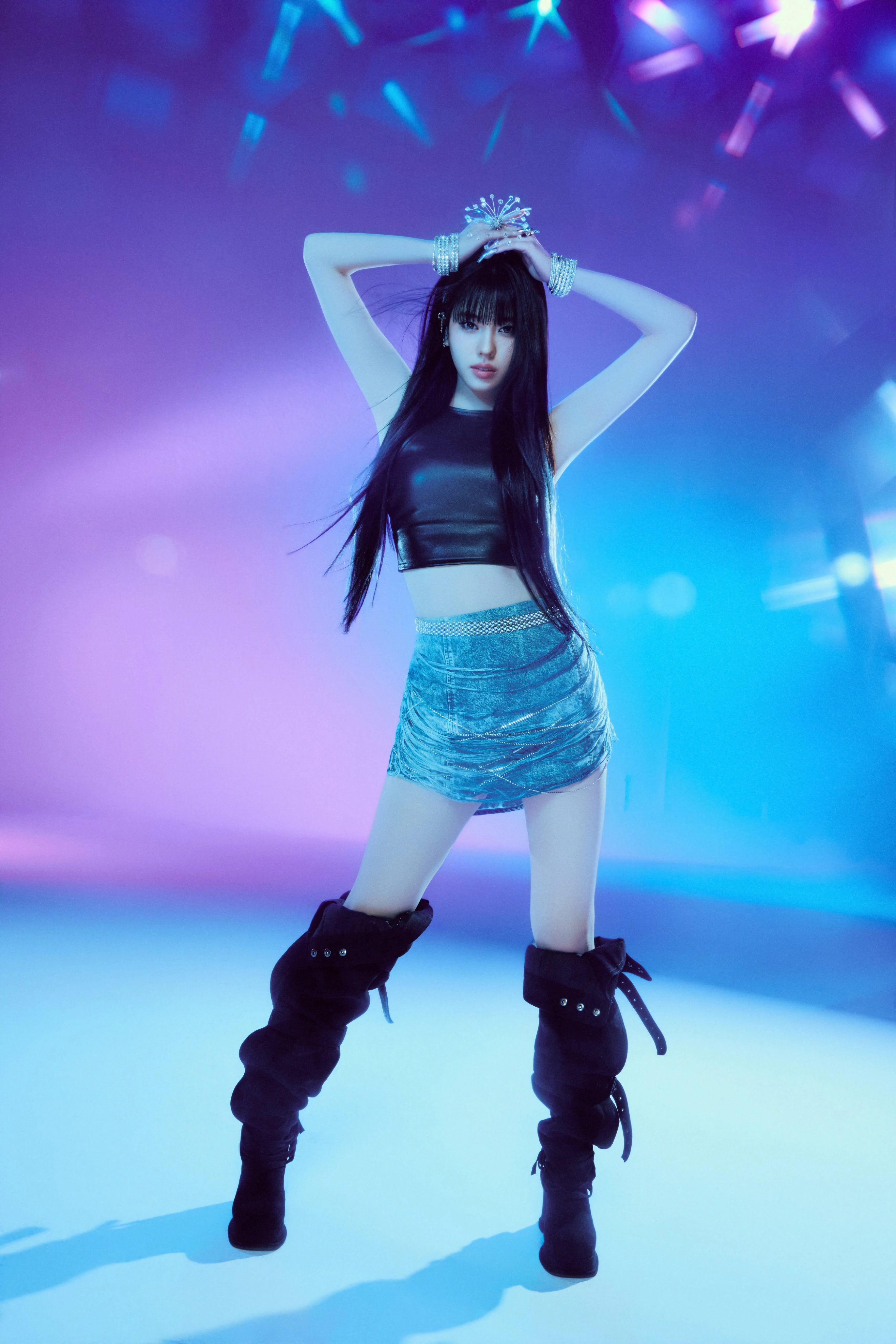 izna 3rd Mini Album ”SET THE TEMPO” Concept Photo 개인컷