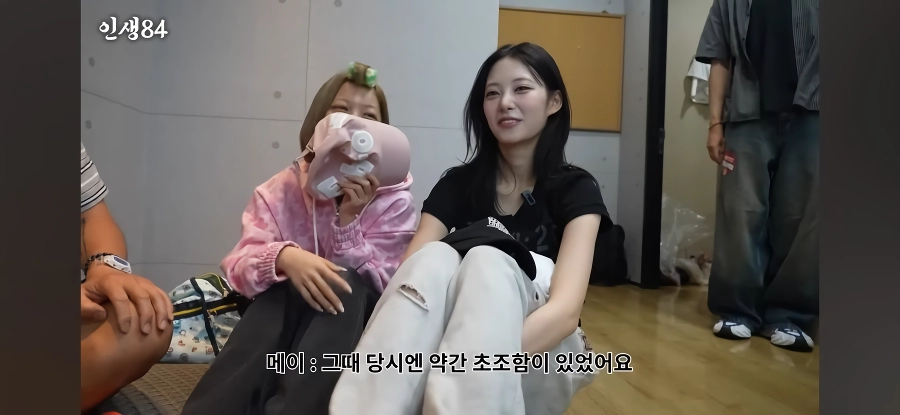 리브는 볼때마다 감탄 나오는 얼굴이네요