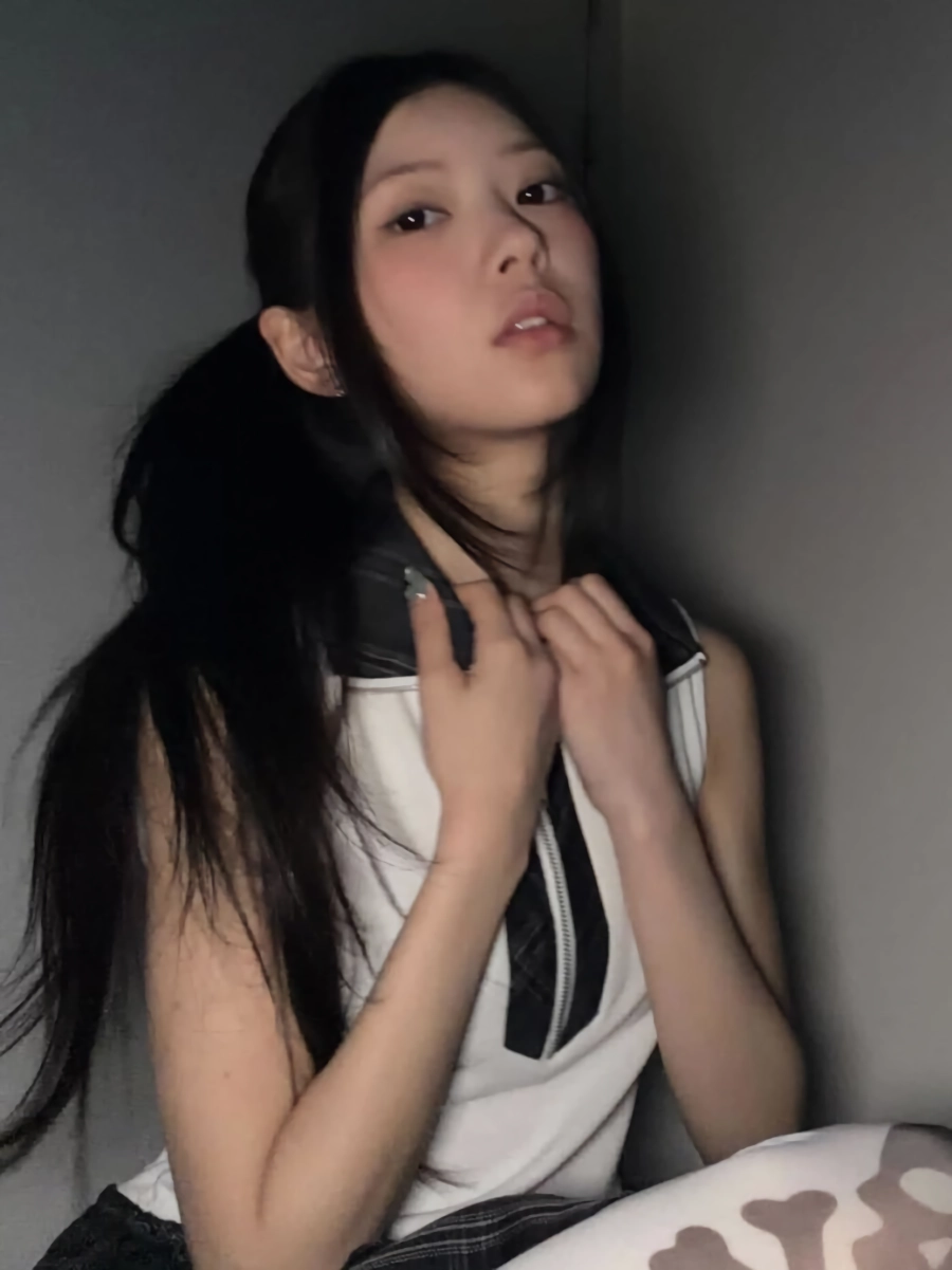 와 지금까지 나온 일본인 아이돌 멤버중 제일 예쁜듯