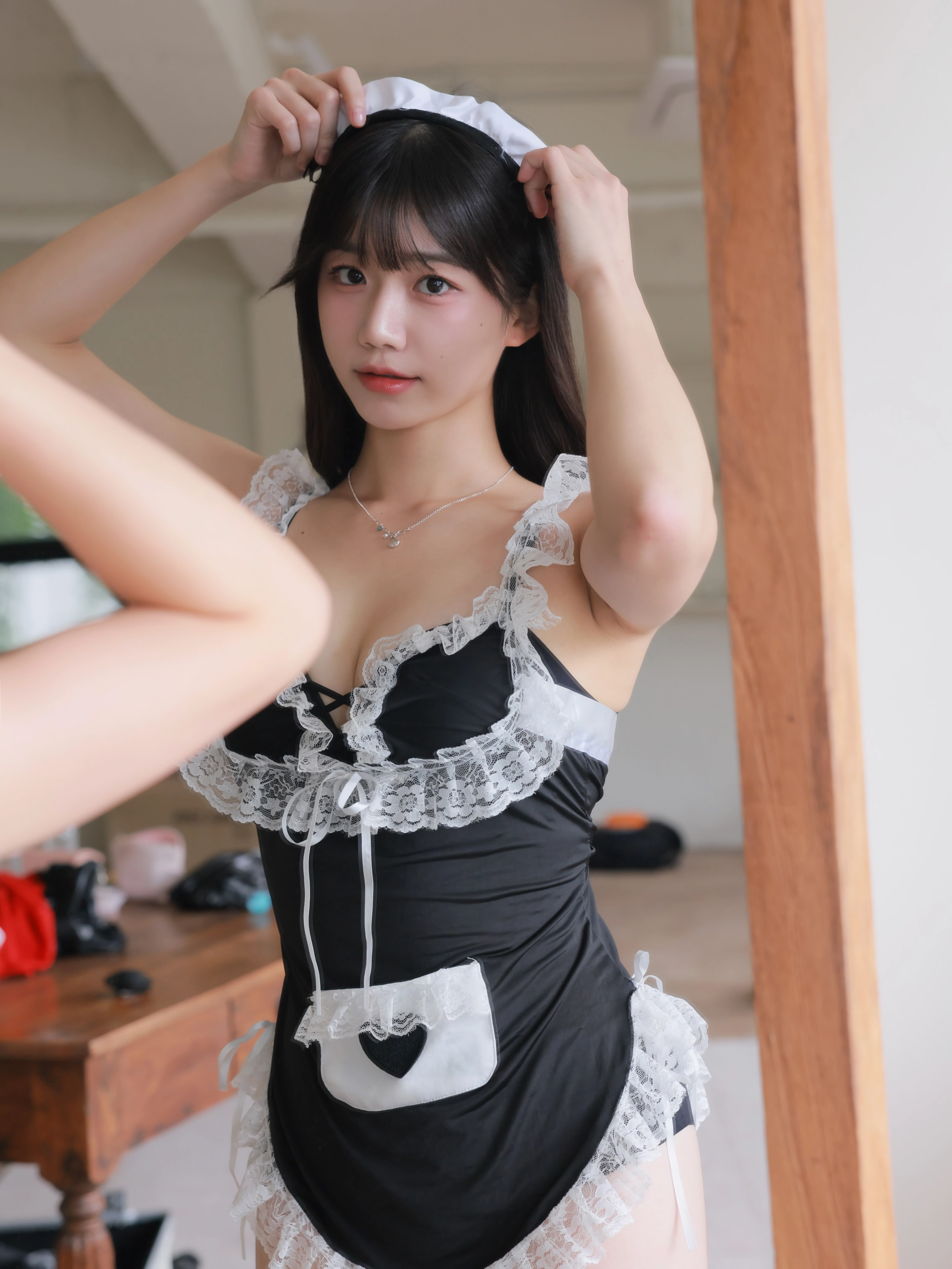 후방 ㅡ 메이드 심유이 인스타