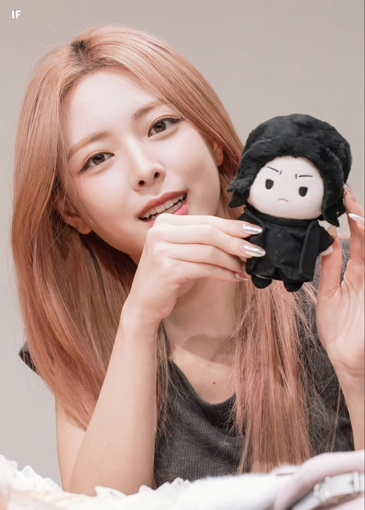 16있지 유나(11)