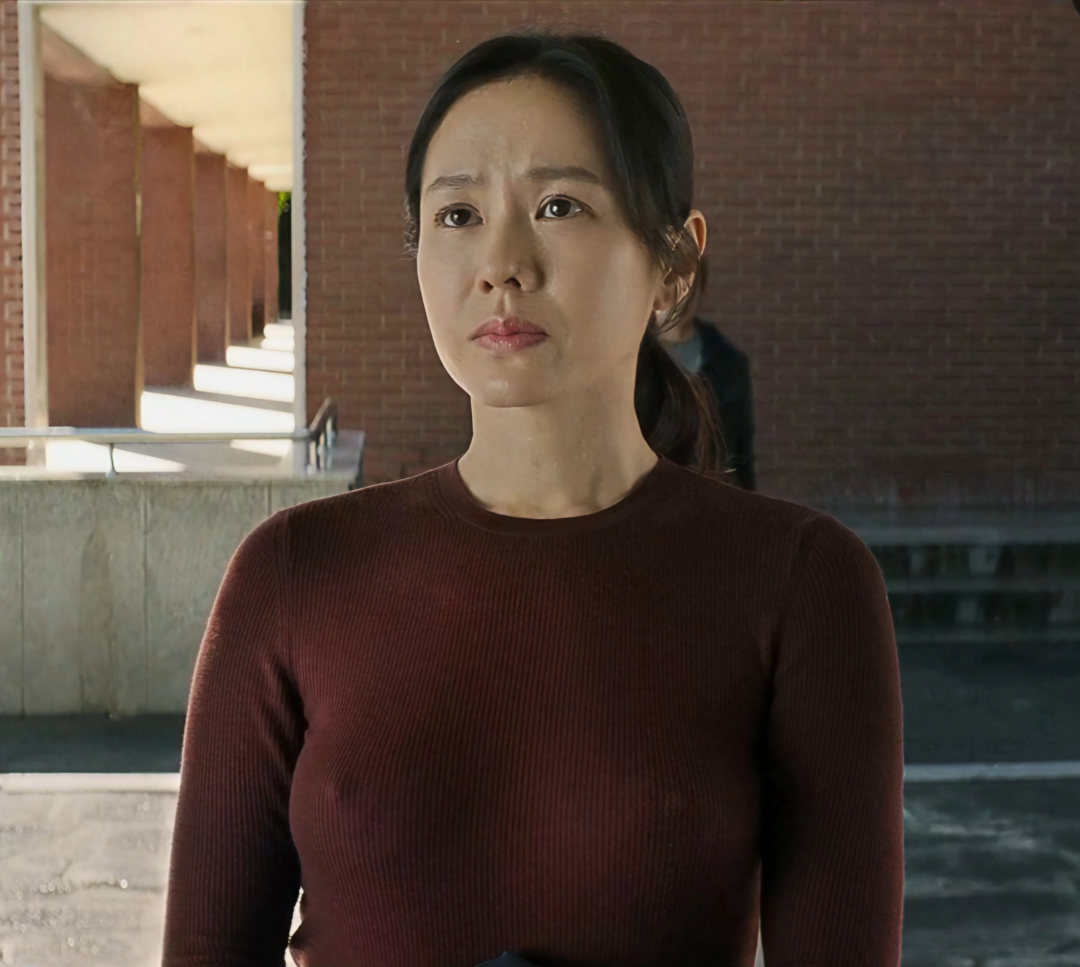 손예진 어쩔수가 없다 ㄲㅈ씬 고화질.JPG.jpg