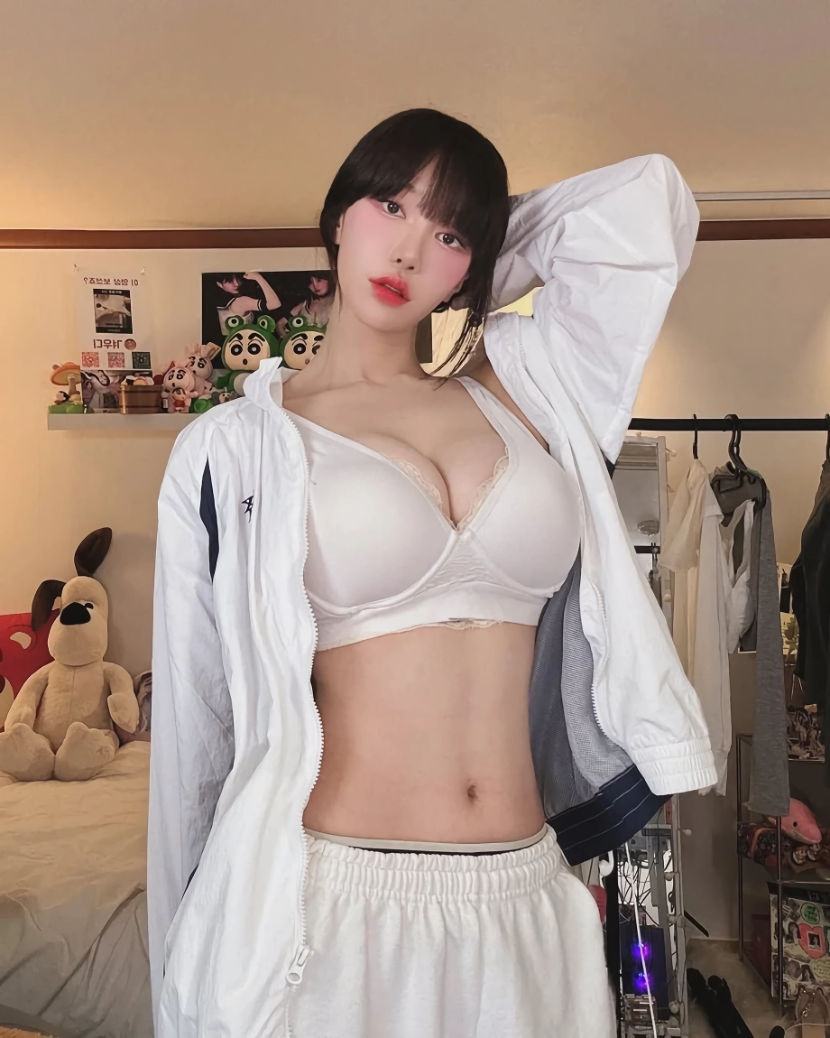 겨우디 큰 브라 가슴골 복근