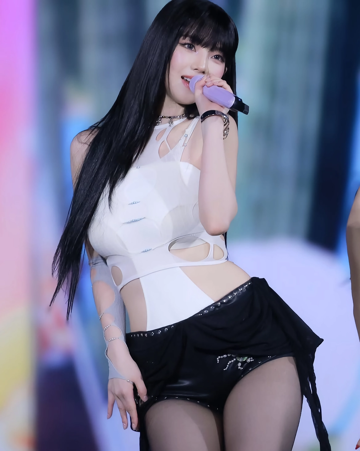 에스파 카리나 검스와 슴골