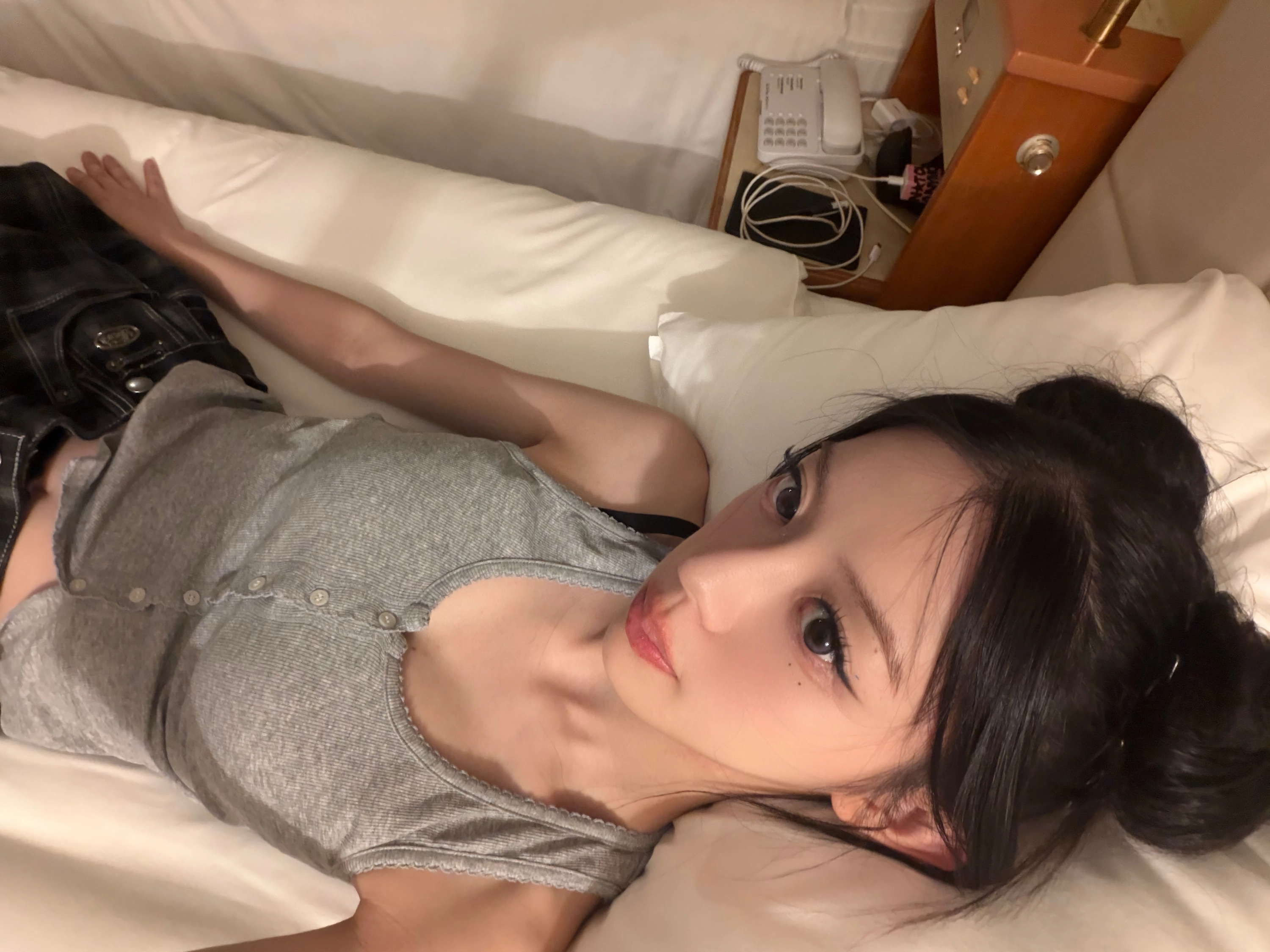 아일릿 윤아,민주