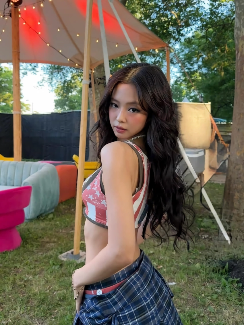 블랙핑크 제니 거버너스 볼 헤드라이너