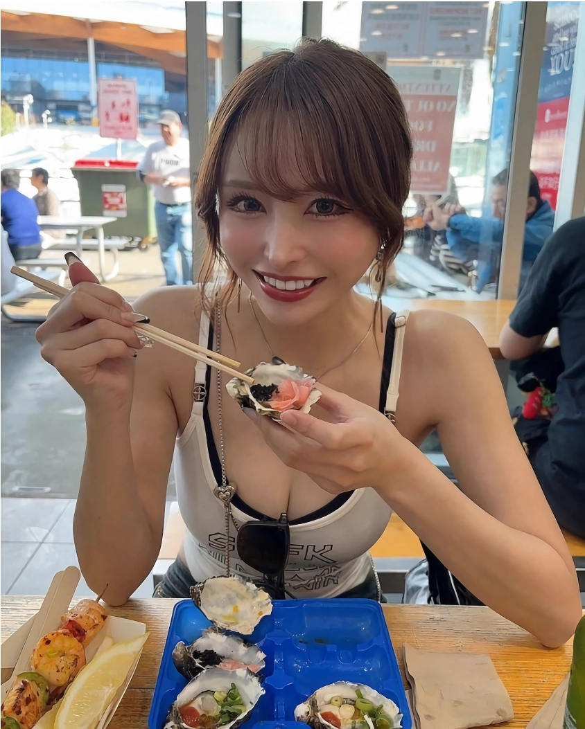 솔직히 카와키타 사이카보다 이쁜 거 같음