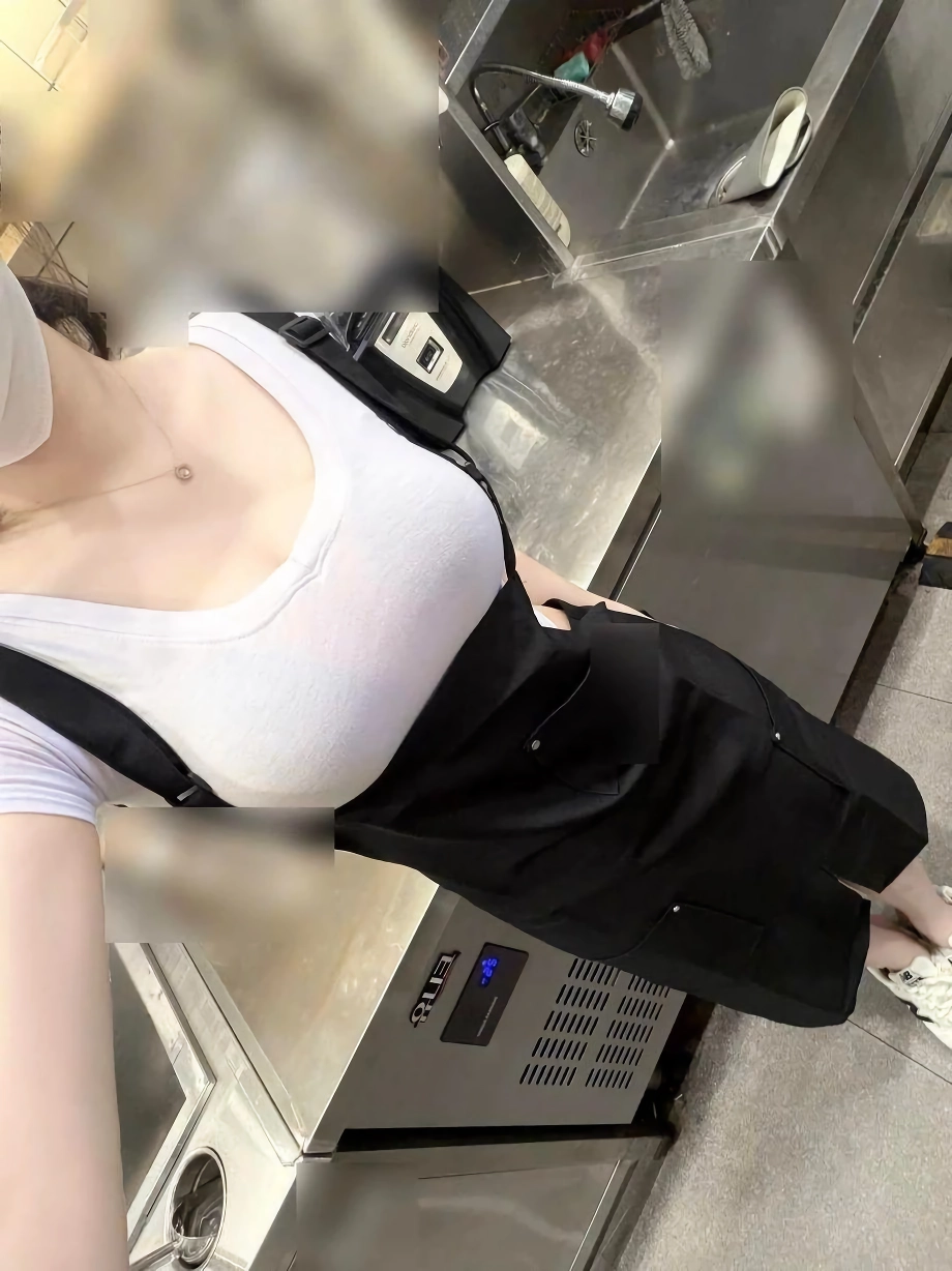 힘숨찐 여알바생