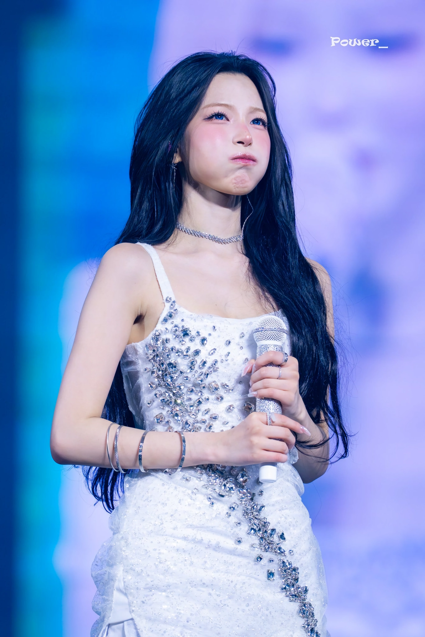 프로미스나인 백지헌