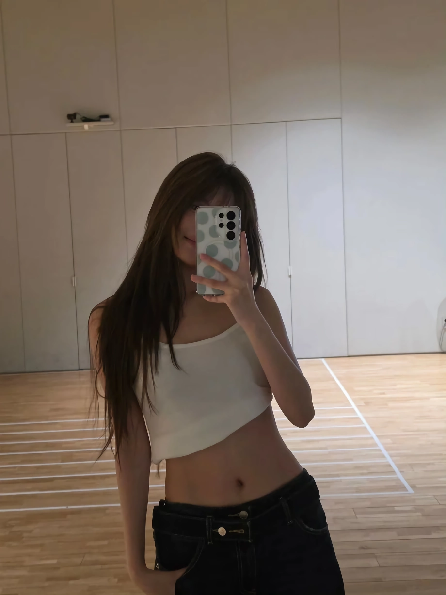 ㅇㅎ? 르세라핌 홍은채