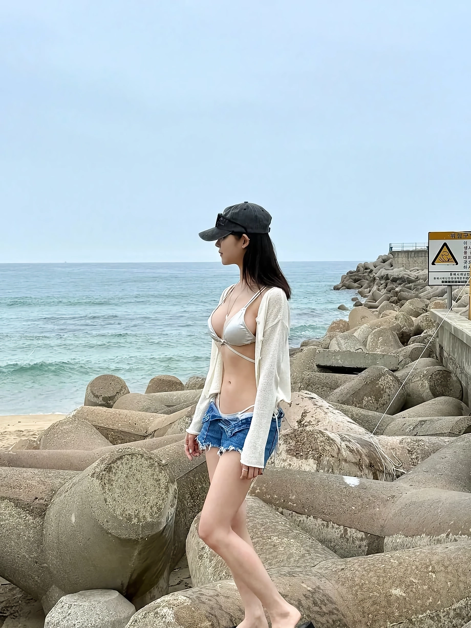 [약후]바닷가 민폐 복장