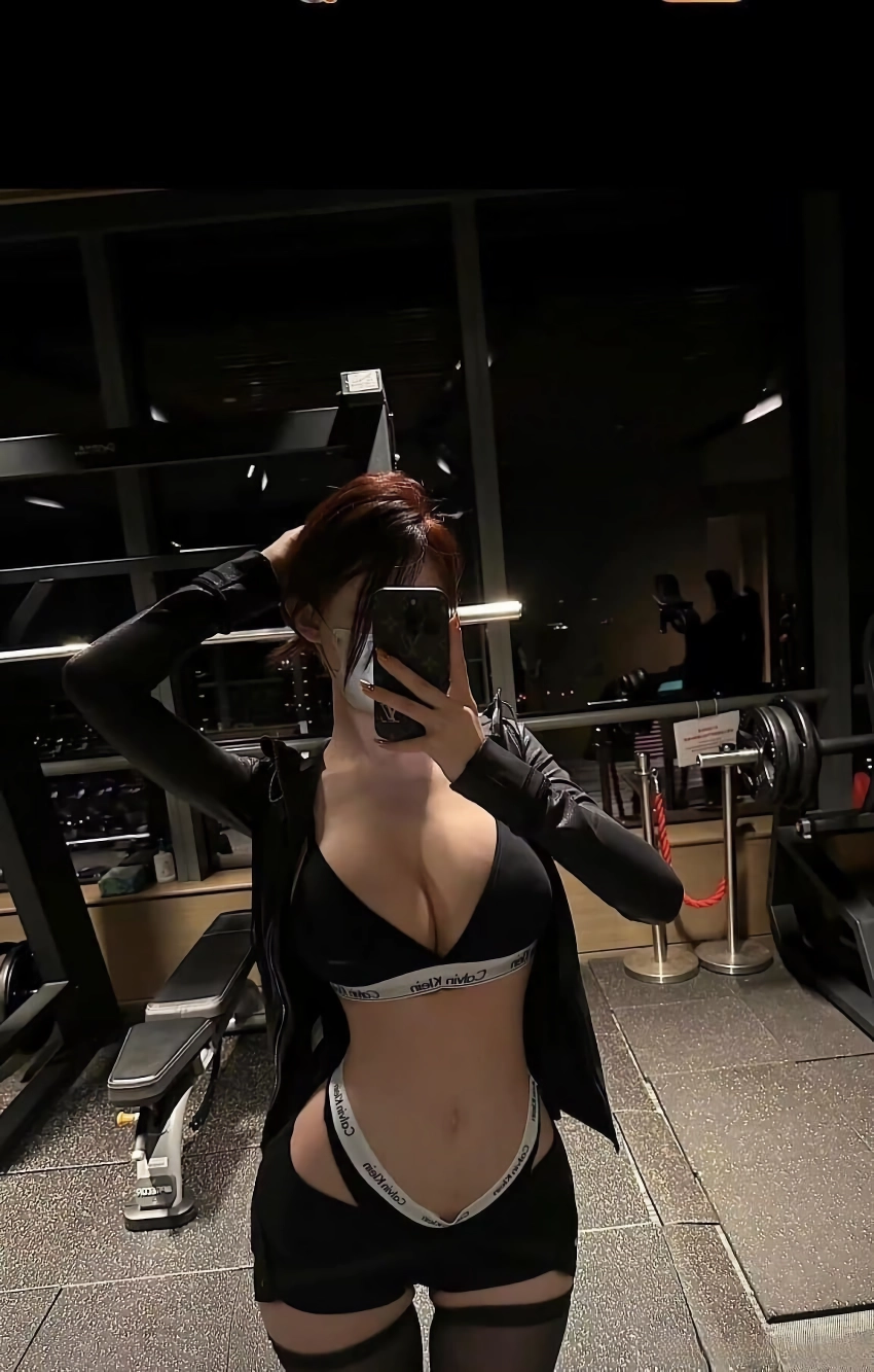 몸매 야한 여자들이 좋아하는 속옷