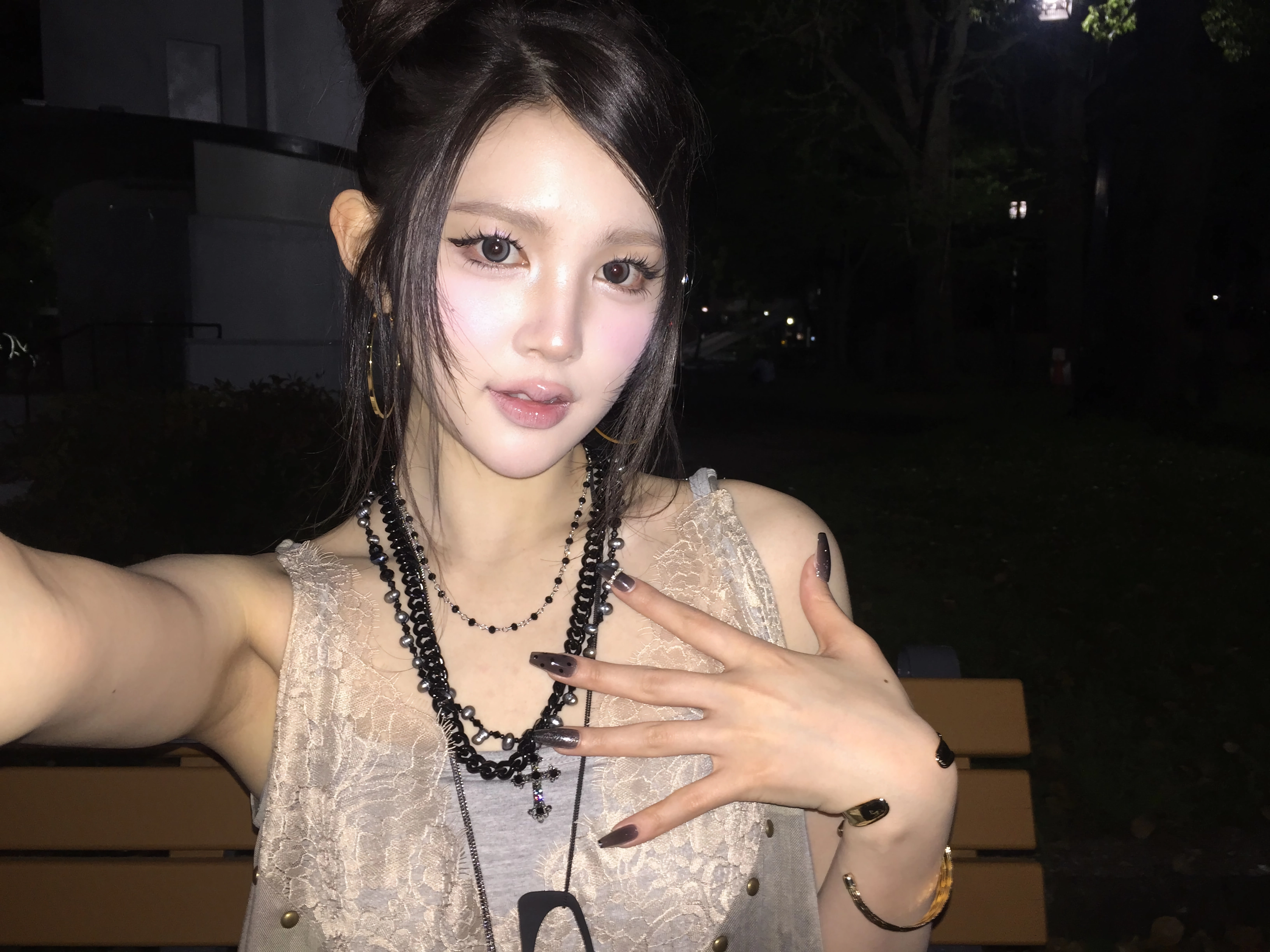 하츠투하츠 에이나