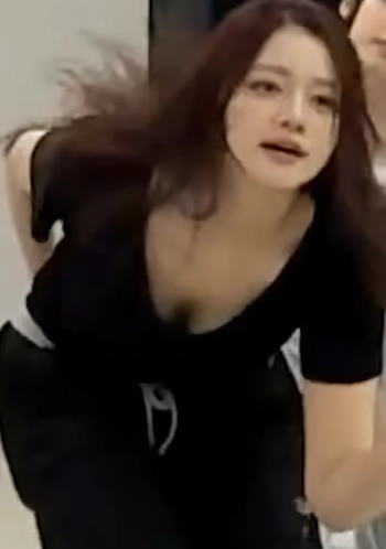 클라씨 원지민 안무 연습 묵직한 숙인 가슴골