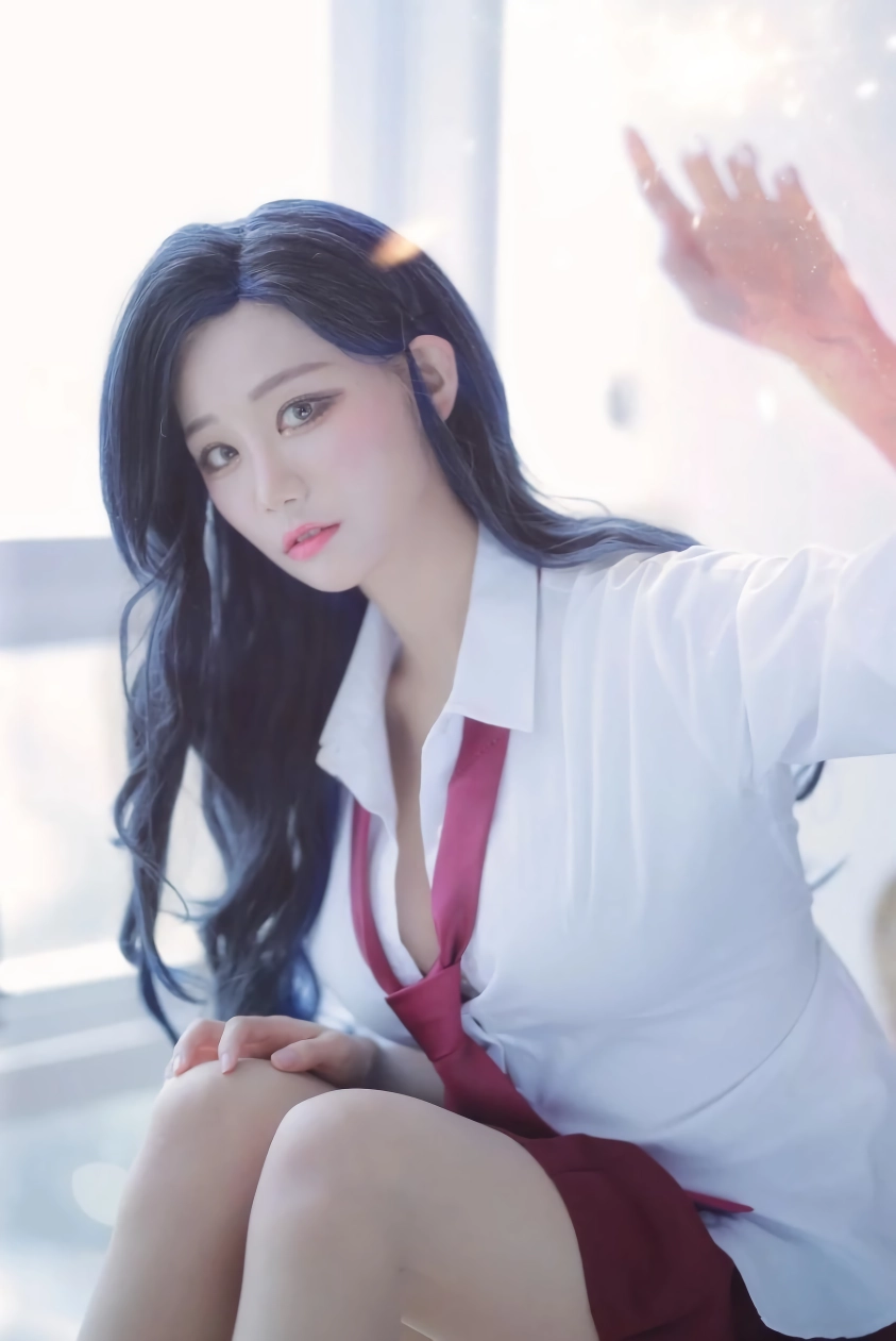 빛베리 교복 단추 터지기 직전