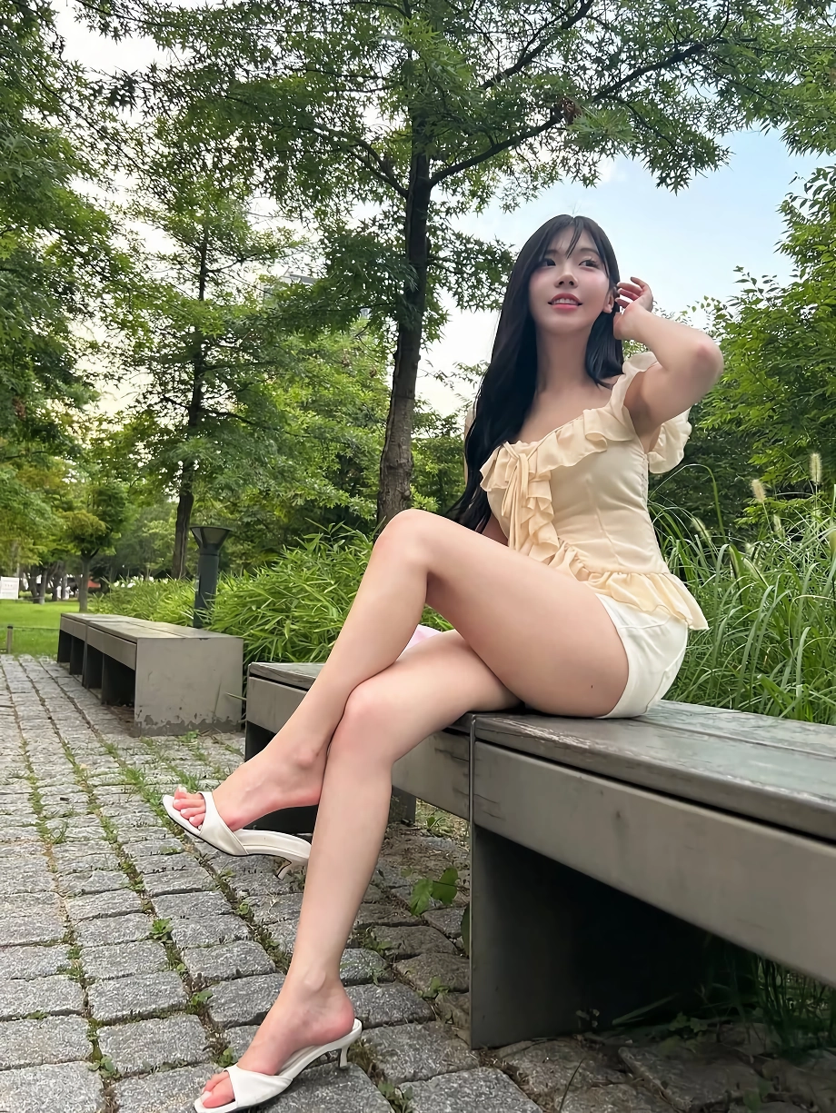 핑크색 생브라 찬 여친 모드 쏘블리 알가슴골 셀카 ㅗㅜㅑ