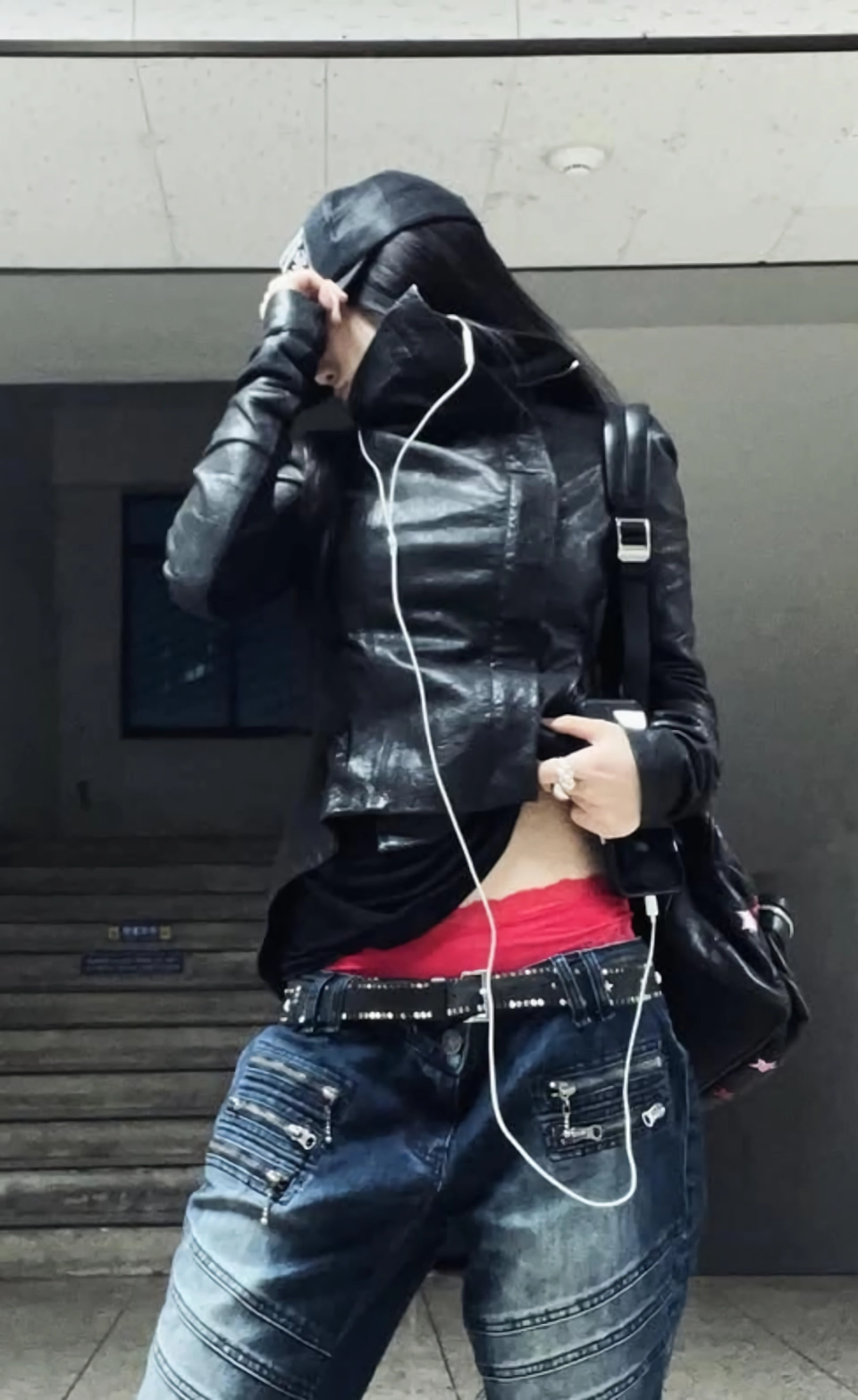 빨간색 팬티 새깅