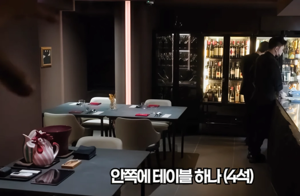 새로 오픈한 맛피아 파인다이닝 2층 좌석수.jpg