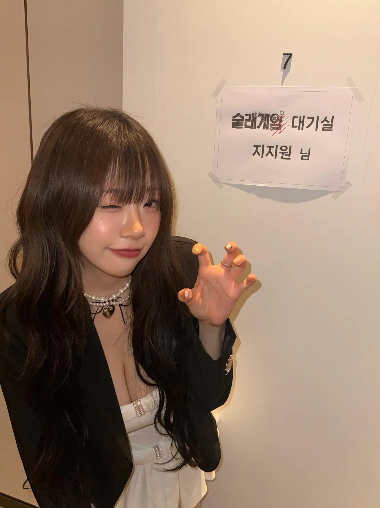 ㅇㅎ) 지지원 인스타 셀카 .jpg