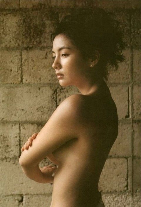 [일본]吉本多香美 수영복 화보, 노출 사진 64장 공개
