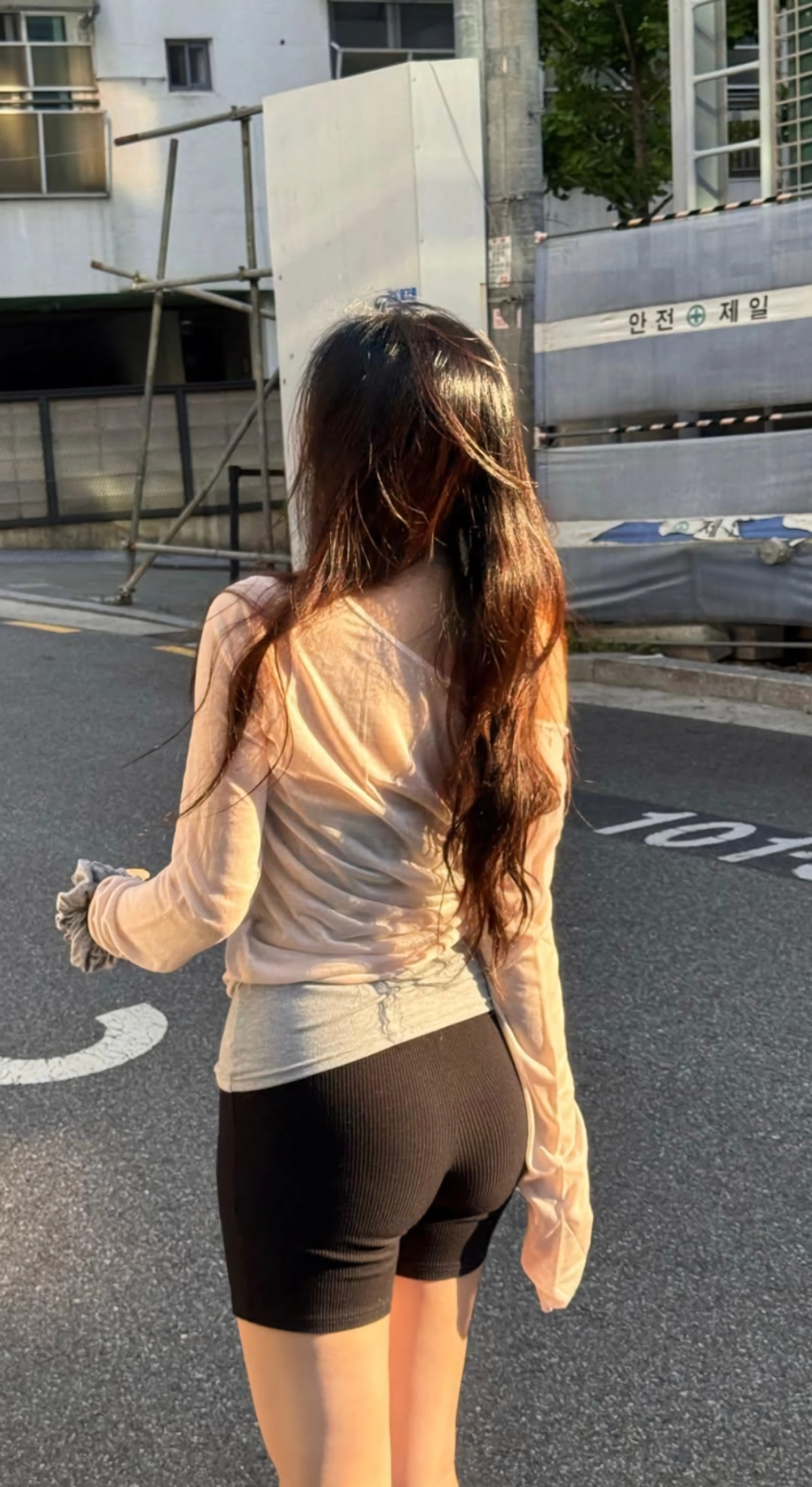 은근 눈길 가는 여자 패션.jpg(17)