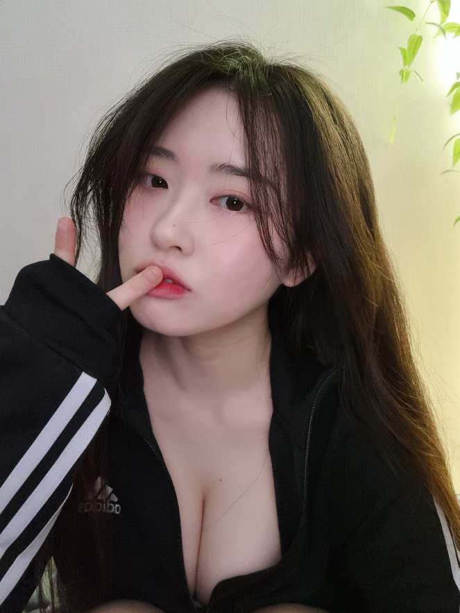 치지직 귀염상 글래머 누나
