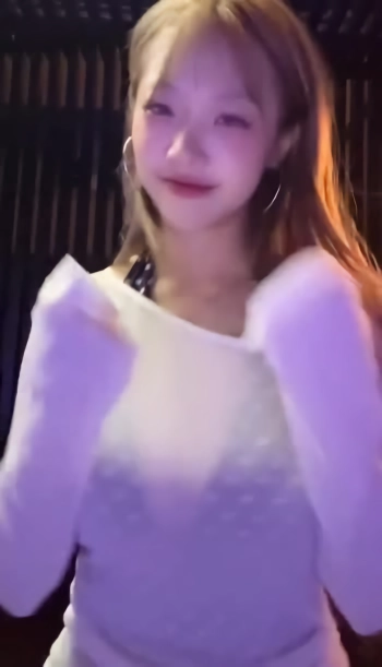(SOUND)지원 시스루 흰티속 홀터넥 모노키니 큰가슴