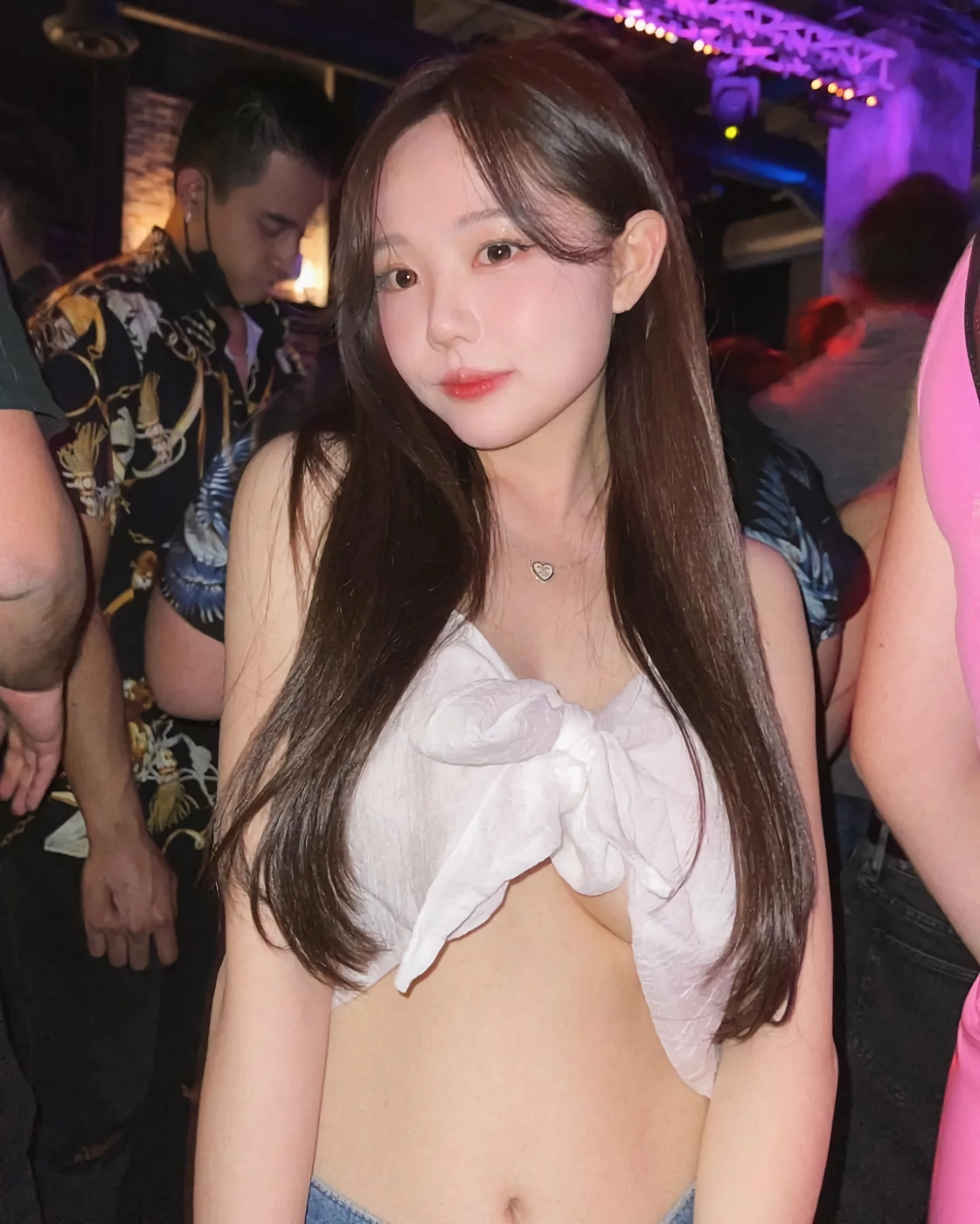 언더붑 잘보이는 처자들