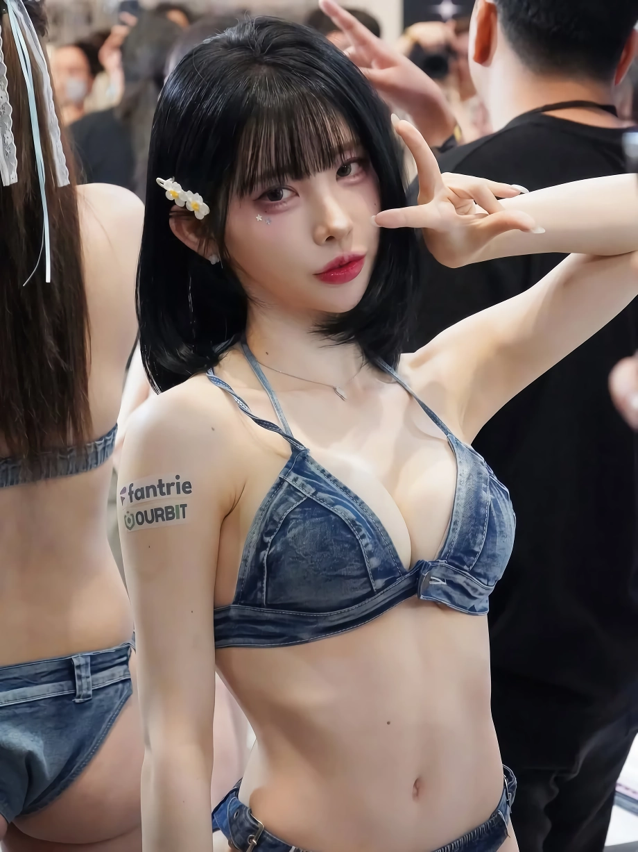 (SOUND)김우유 대만 행사 청 비키니 알가슴