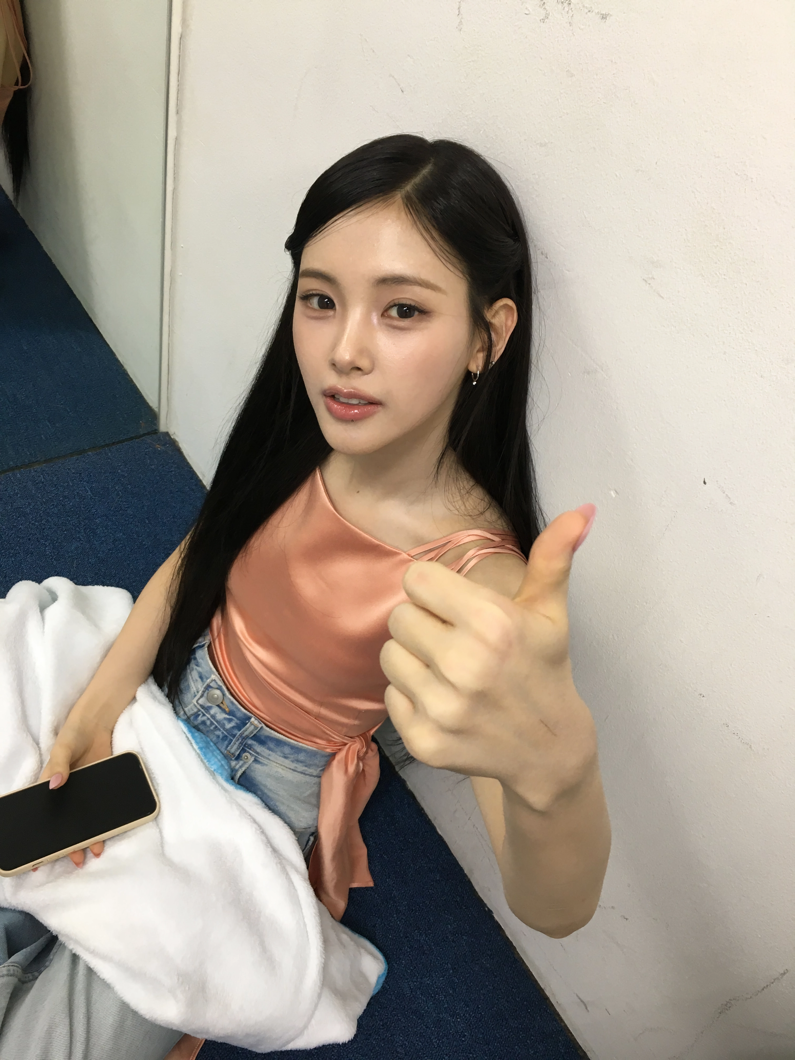 베이비돈크라이 이현