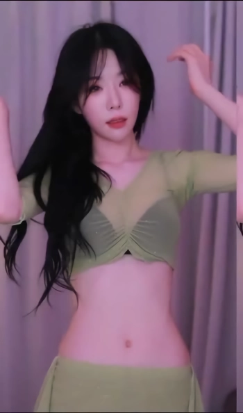 (SOUND)기래민 연두색 시스루 비치는 검정 브라 개미허리 배꼽