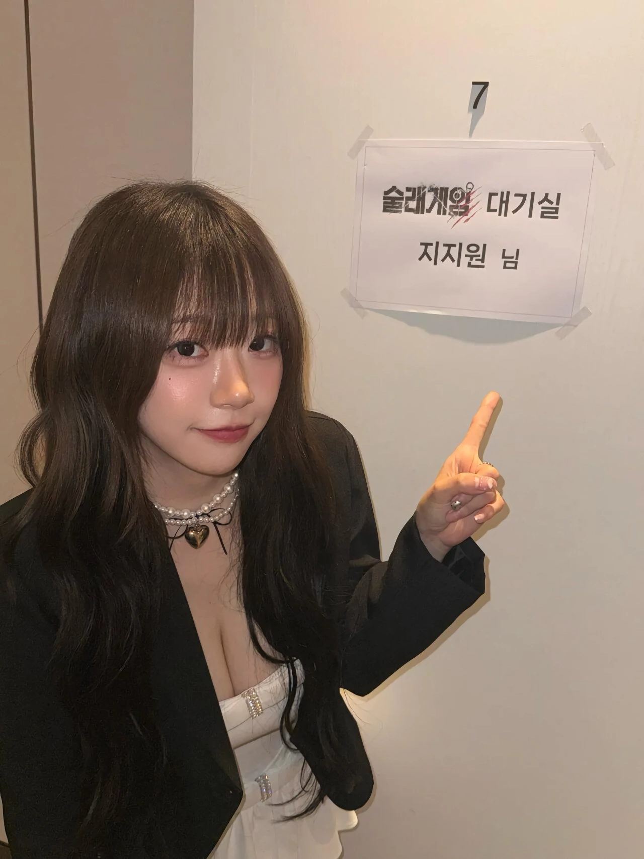 ㅇㅎ) 지지원 인스타 셀카 .jpg