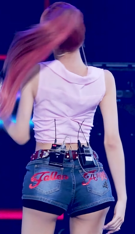 [있지/ITZY] 막내유나 GOAT 엉덩이 라인핡~!!!