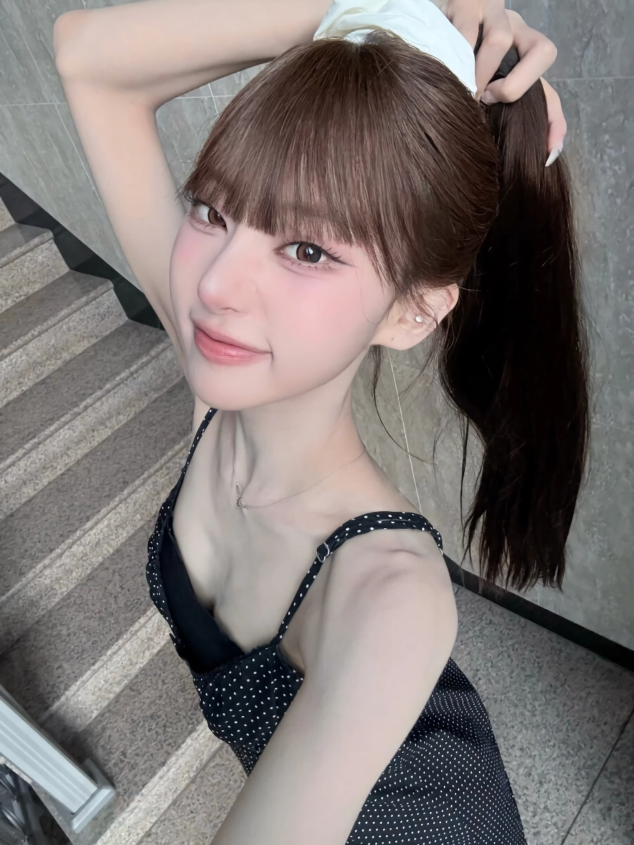 진심 몸무게 30kg대로 보이는 뼈마름 여자 아이돌