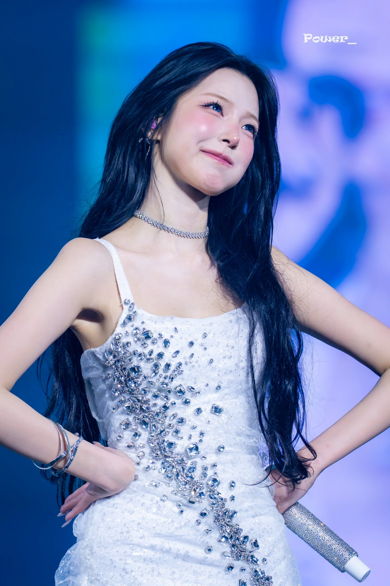 프로미스나인 백지헌