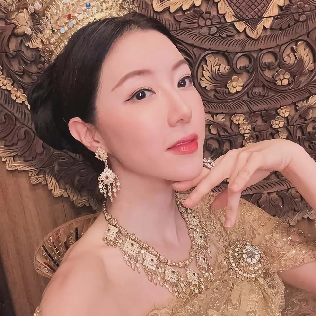 43세 박한별.업그레이드된 5대 얼짱 미모 jpg