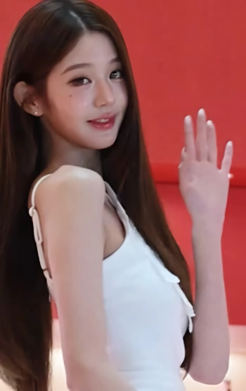아이브 장원영 앞트임 치마 홀터넥 민소매 드레스 우월한 기럭지