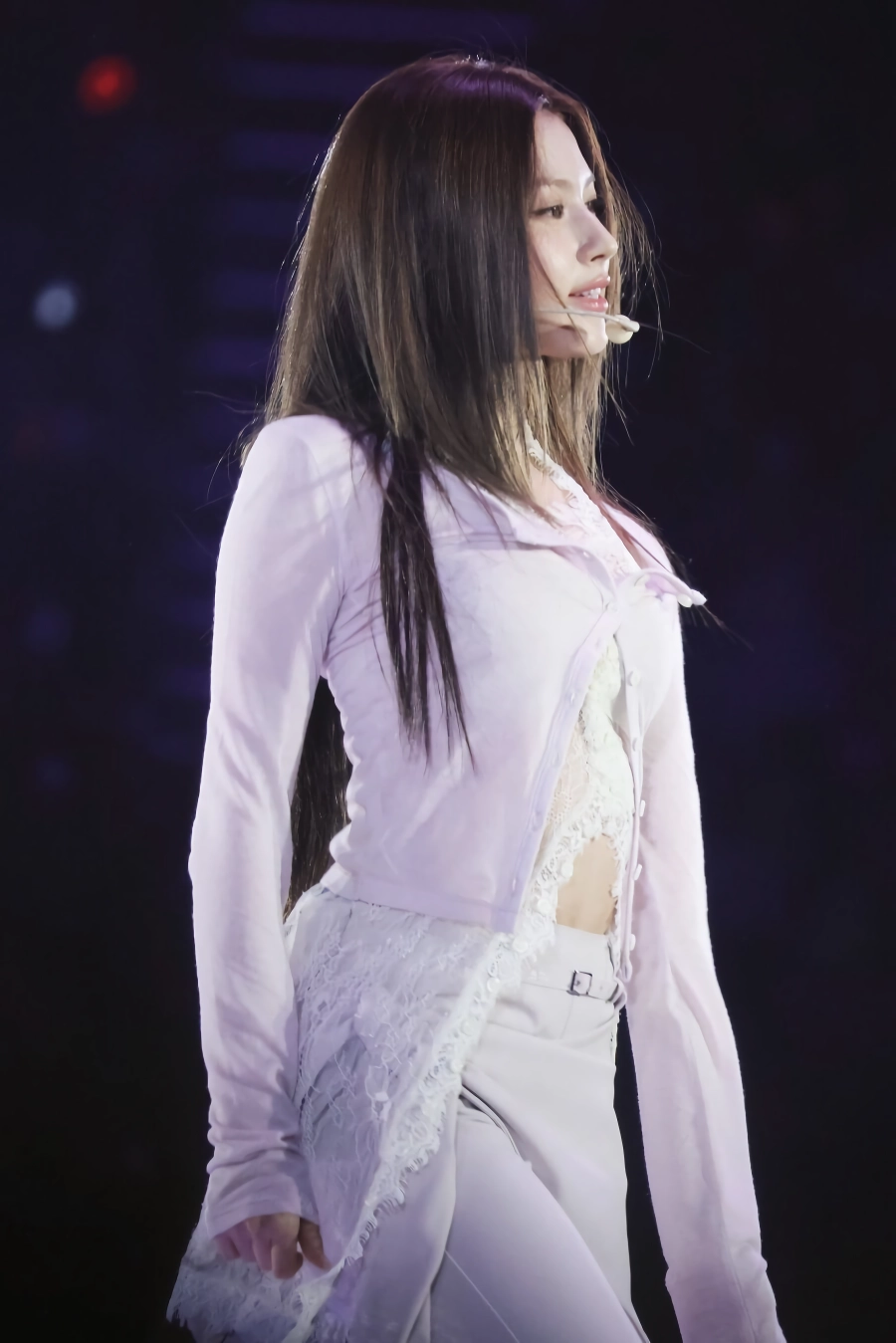 이젠 진짜 거침없이 노출하는 사나