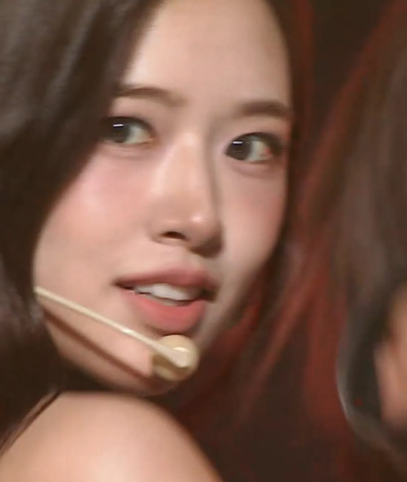 아이브 안유진 일본 무대GIF